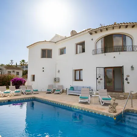 Villa Moba *